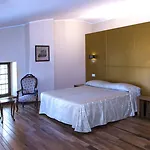Castello Di Petroia Dimora D'epoca Hotel