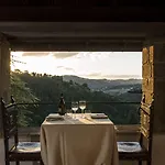 Hotel Castello Di Petroia Dimora D'epoca