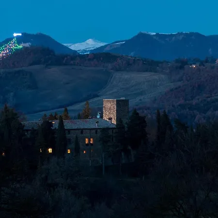Castello Di Petroia Dimora D'epoca Szálloda