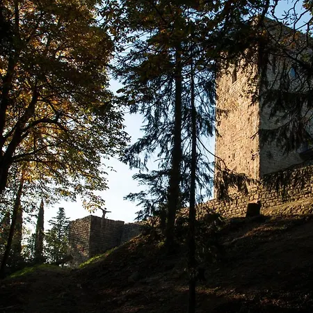 Castello Di Petroia Dimora D'epoca Szálloda 4*