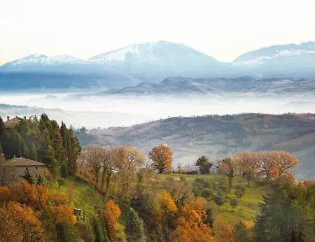 Castello Di Petroia Gubbio