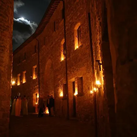 Hotel Castello Di Petroia Dimora D'epoca