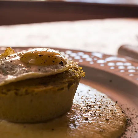 Hotel Castello Di Petroia Dimora D'epoca