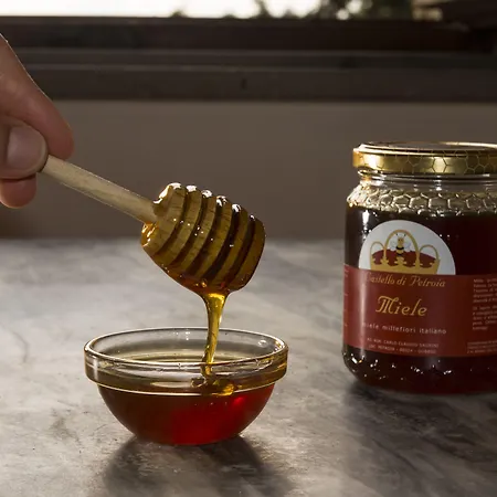 Castello Di Petroia Dimora D'epoca