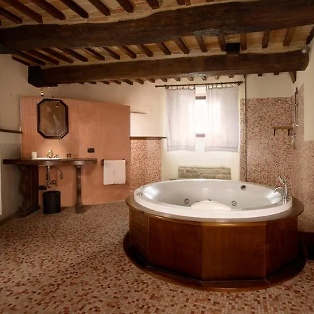 Castello Di Petroia Gubbio