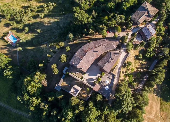 Castello Di Petroia Hotel 4*