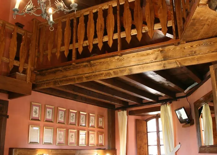 Hotel Castello Di Petroia 4*