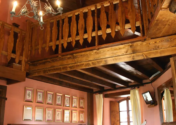 Hotel Castello Di Petroia