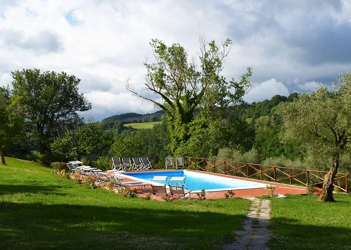 Castello Di Petroia Hotel 4*