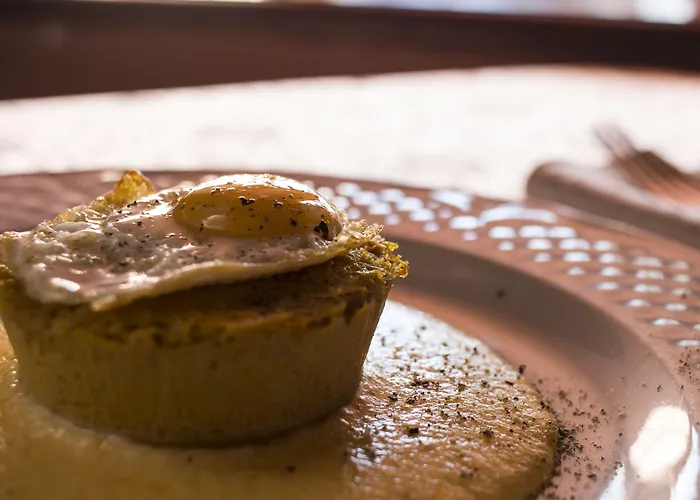 Hotel Castello Di Petroia